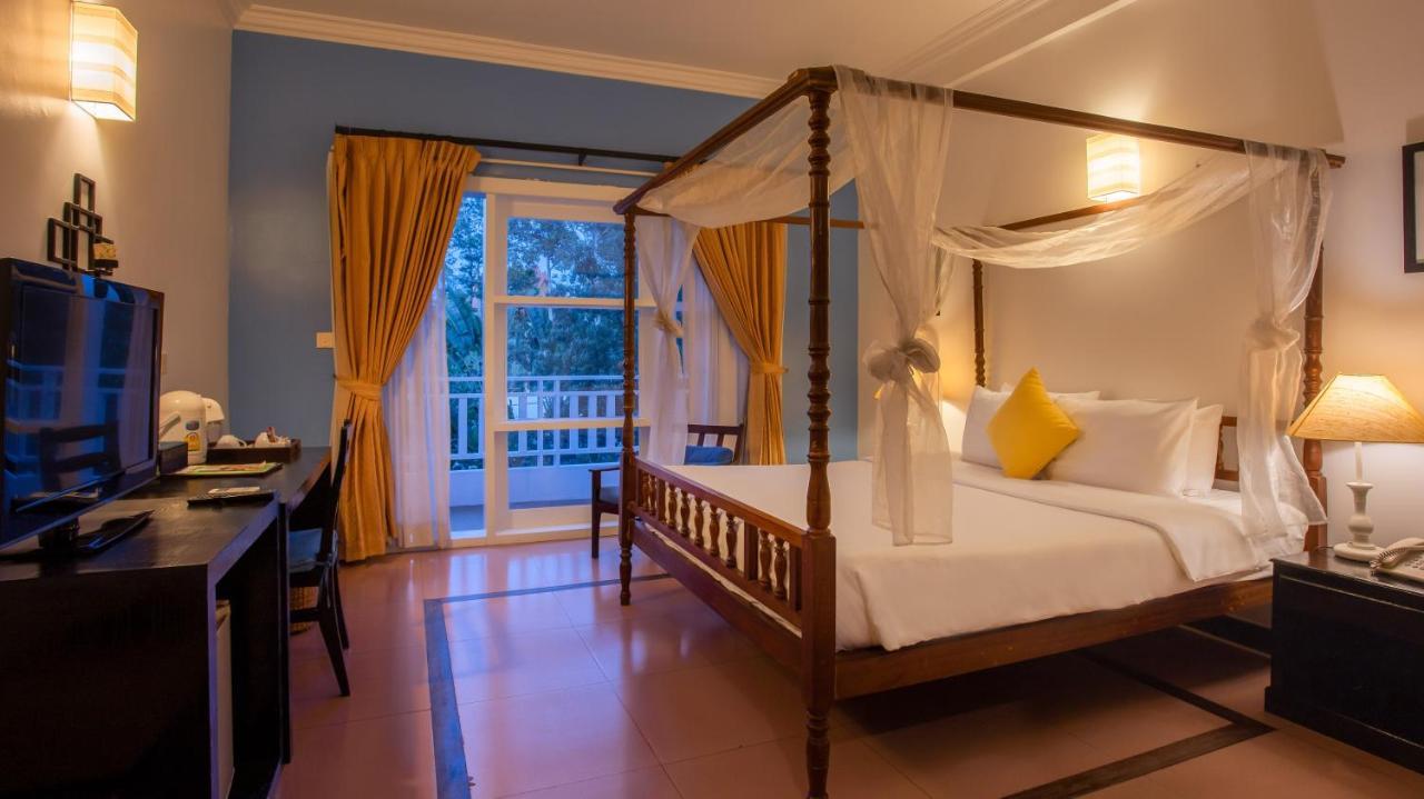 Amber Angkor Villa Hotel & Spa Ciudad de Siem Riep Exterior foto